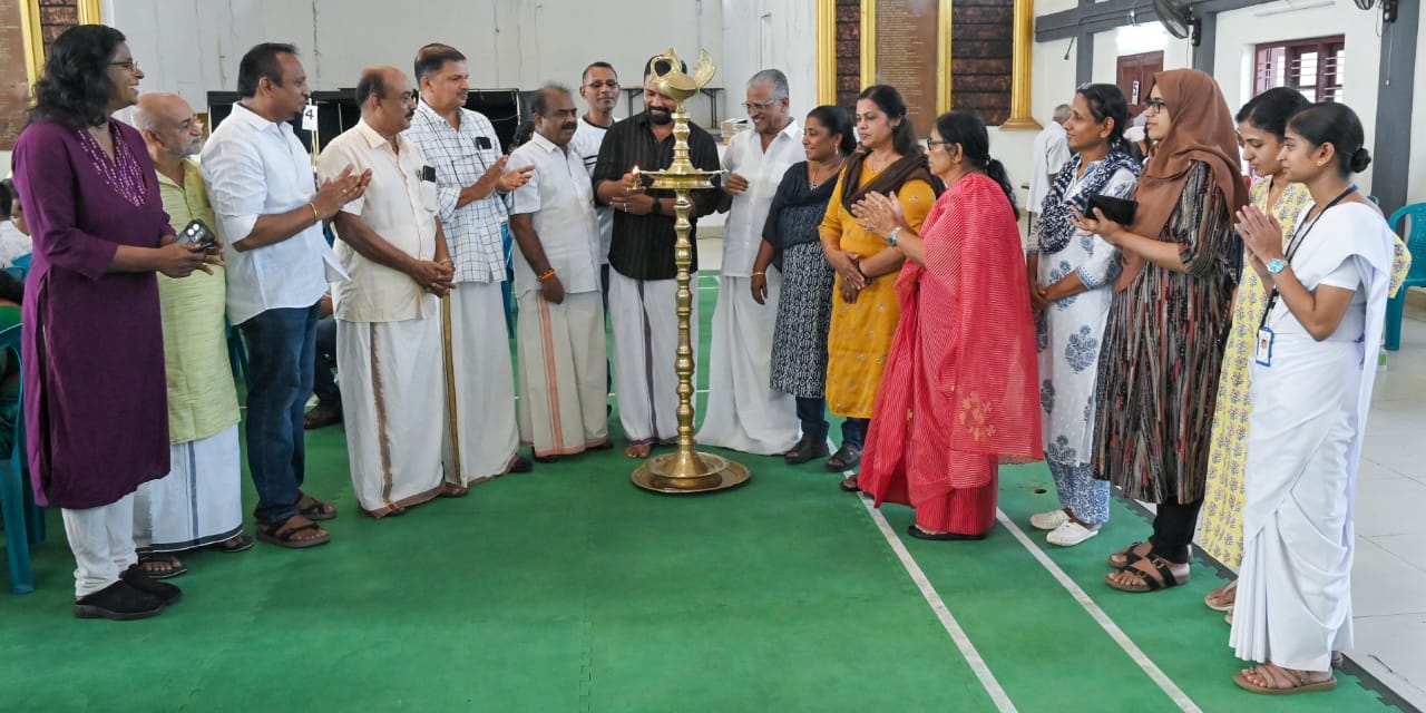 ചെങ്ങന്നൂർ ഫെസ്റ്റിൻ്റെ ആഭിമുഖ്യത്തിൽ സൗജന്യ നേത്ര ചികിത്സാ ക്യാമ്പ്‌ നടത്തി